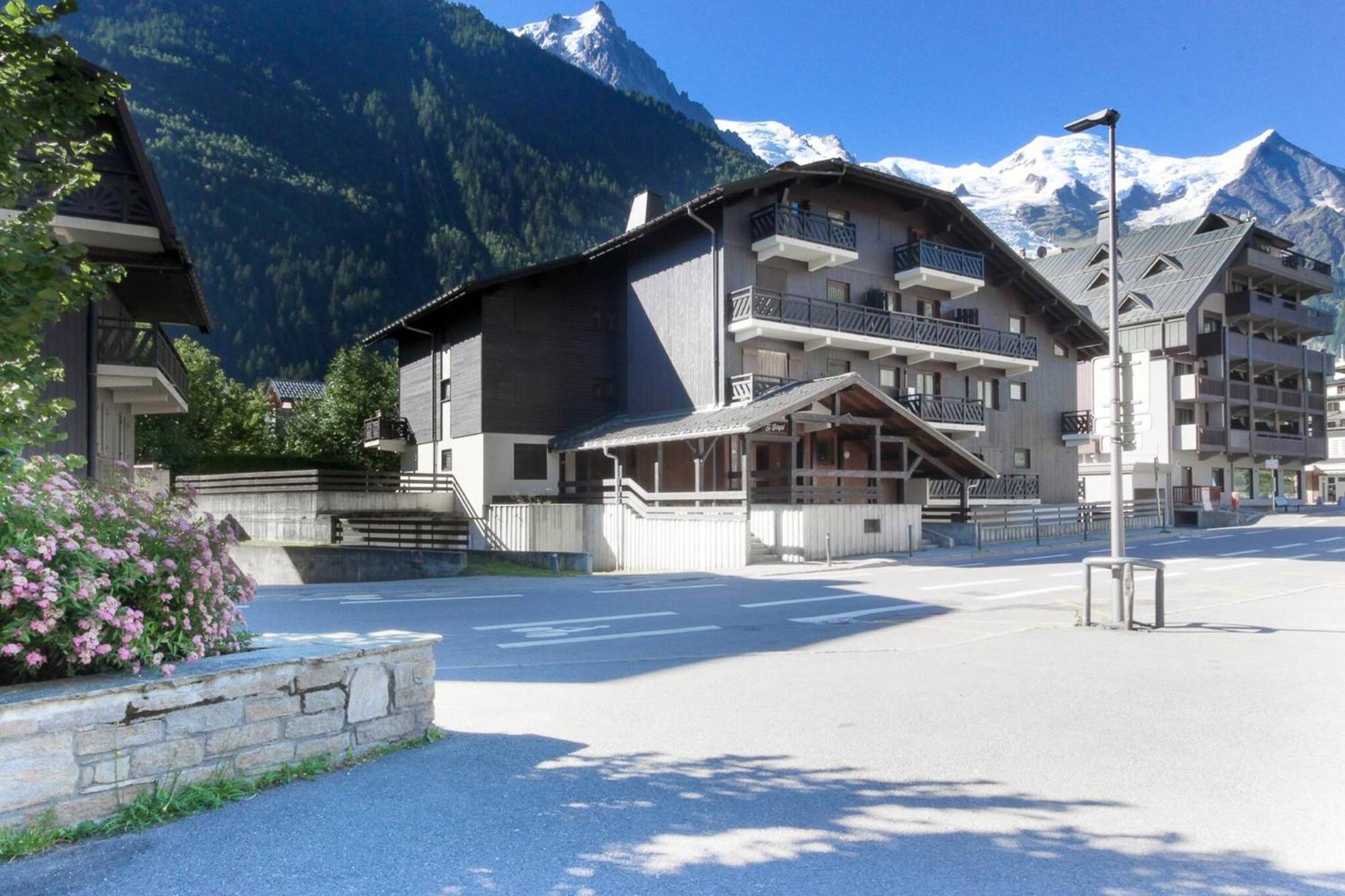 Chemin Du Sapi - Private Garden - Center Of Cham - Montblanc Views Apartment Chamonix Exterior photo